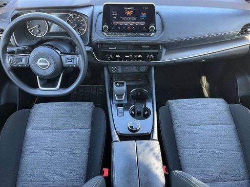 Certified 2023 Nissan Rogue SV image 2