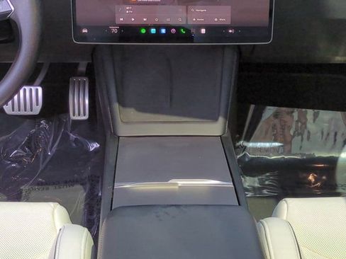 Used 2024 Tesla Model 3 Performance AWD/4WD image 17