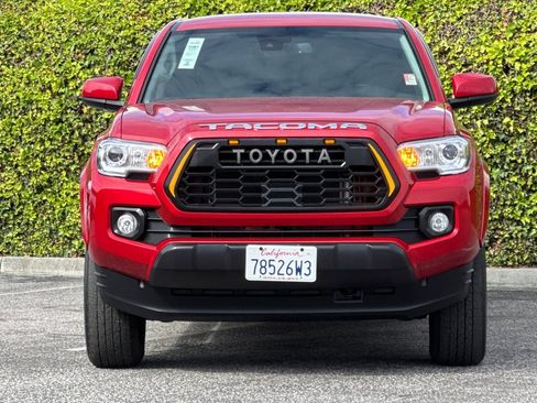 Used 2023 Toyota Tacoma SR5 w/ Black Out Package (TMS) RWD image 10