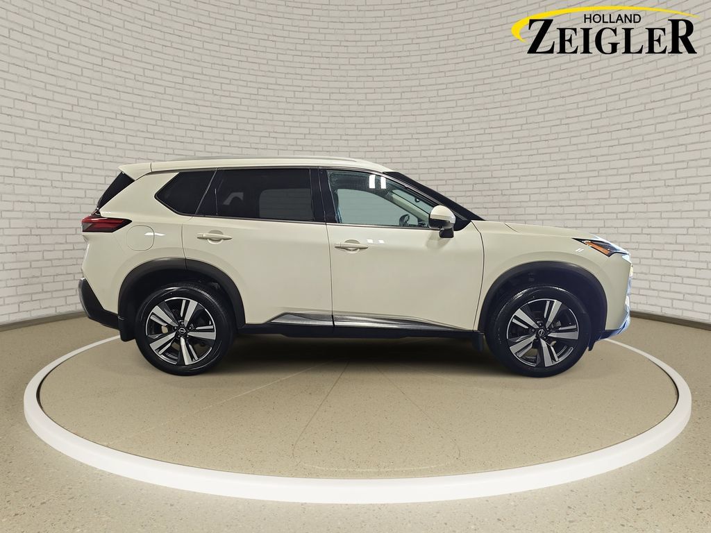 Certified 2023 Nissan Rogue SL AWD/4WD image 4