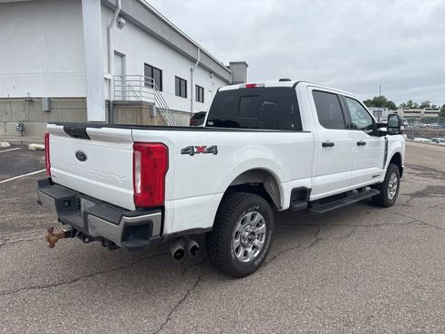 Used 2024 Ford F250 XLT AWD/4WD image 7