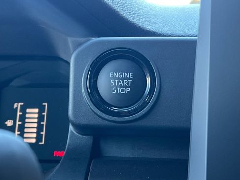 Used 2025 Toyota Tacoma SR5 image 25