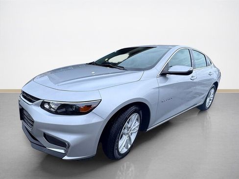 Used 2018 Chevrolet Malibu LT image 8