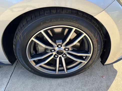 Used 2016 Ford Mustang GT image 35