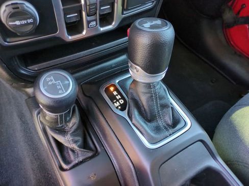 Certified 2024 Jeep Wrangler Unlimited Sport AWD/4WD image 22