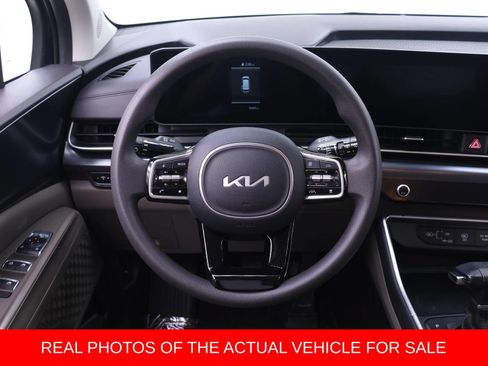 Used 2026 Kia Carnival LX FWD image 13