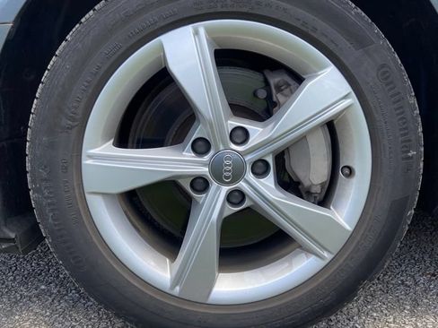 Used 2019 Audi A4 2.0T Premium w/ Convenience Package AWD/4WD image 9