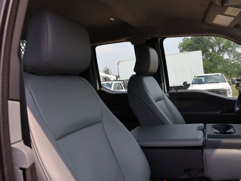 New 2024 Ford F550 XL image 17