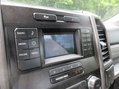 Used 2019 Ford F350 XL w/ Power Equipment Group RWD image 25