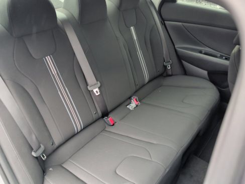 New 2026 Hyundai Elantra Blue image 29