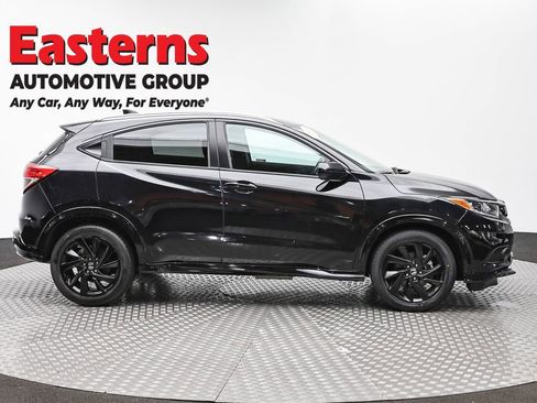 Used 2022 Honda HR-V Sport image 4