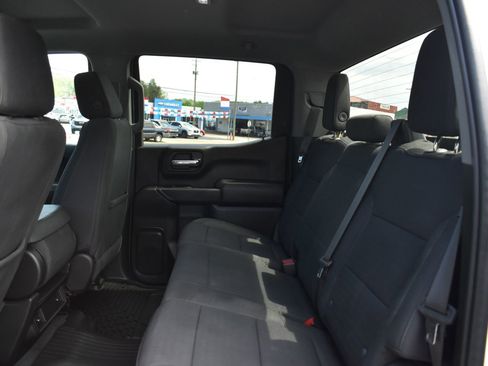 Used 2023 Chevrolet Silverado 1500 Custom AWD/4WD image 17