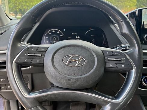 Used 2020 Hyundai Sonata SEL w/ Premium + Sunroof Package FWD image 16