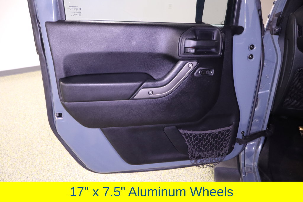 Used 2015 Jeep Wrangler Sport w/ Quick Order Package 24S AWD/4WD image 30