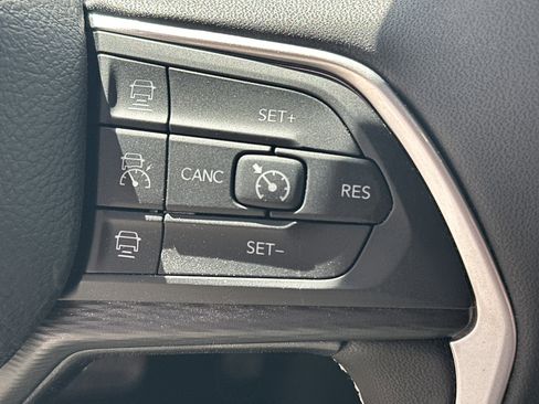 New 2026 Jeep Grand Cherokee L Laredo image 25