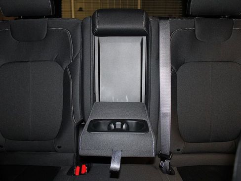 New 2026 Jeep Grand Cherokee Laredo X image 28