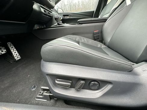 New 2026 Toyota Camry SE image 16