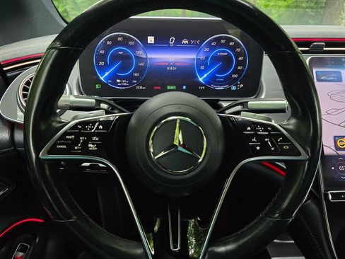 Used 2022 Mercedes-Benz EQS 450+ Sedan image 35