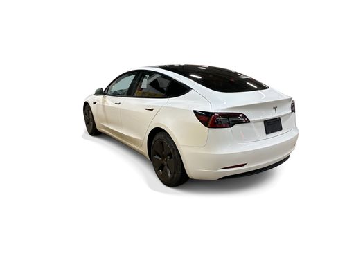 Certified 2023 Tesla Model 3 Standard Range RWD image 4
