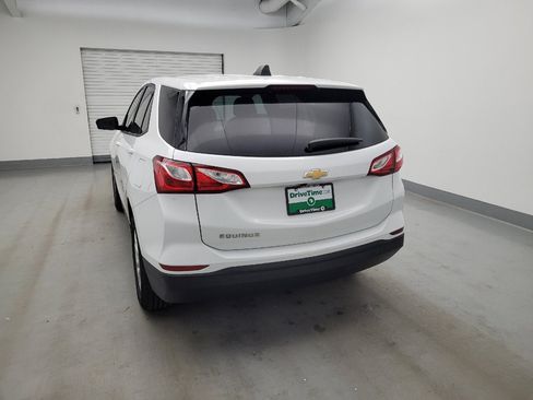 Used 2019 Chevrolet Equinox LS w/ LS Convenience Package FWD image 6