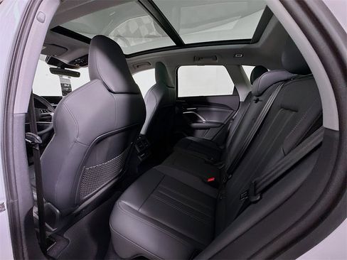 New 2025 Audi Q5 2.0T Premium Plus image 4