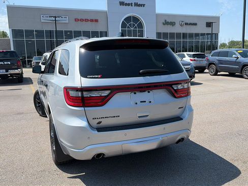 Used 2024 Dodge Durango GT AWD/4WD image 3