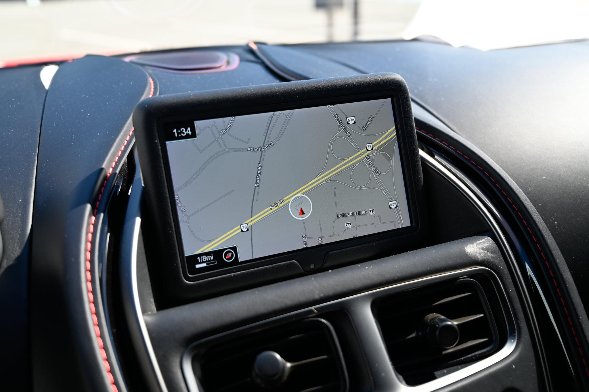 Used 2020 Aston Martin DBS Superleggera RWD image 31