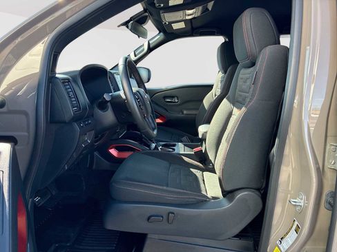 Used 2023 Nissan Frontier PRO-4X w/ Pro Convenience Package image 19
