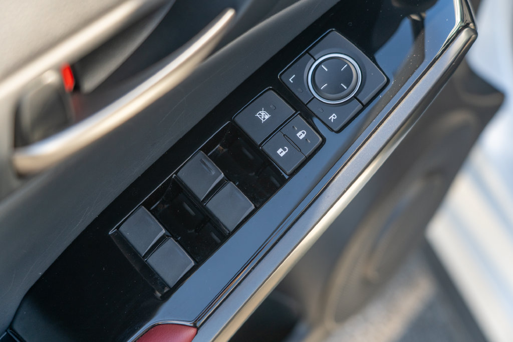Used 2024 Lexus IS 300 w/ Comfort Package RWD image 12