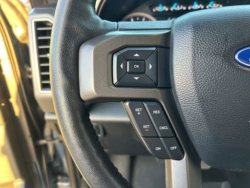 Used 2020 Ford Expedition XLT image 18