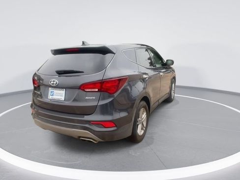 Used 2017 Hyundai Santa Fe Sport FWD image 8