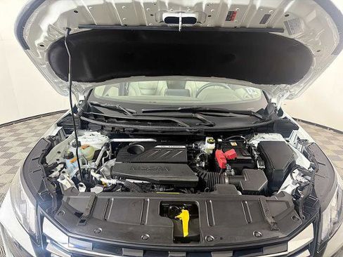 Certified 2025 Nissan Rogue SV AWD/4WD image 25