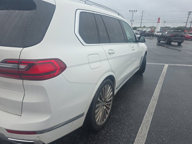 Used 2020 BMW X7 xDrive40i w/ Premium Package AWD/4WD image 4