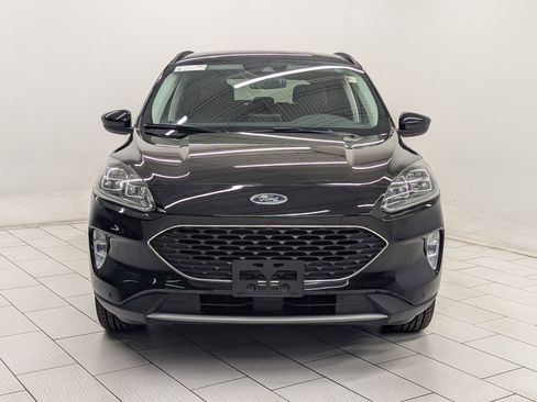 Used 2022 Ford Escape Titanium image 5