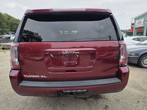 Used 2016 GMC Yukon XL SLT AWD/4WD image 10