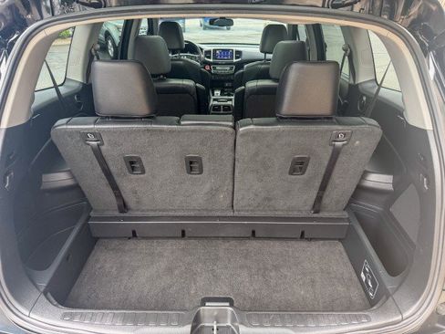Used 2017 Honda Pilot Elite image 20
