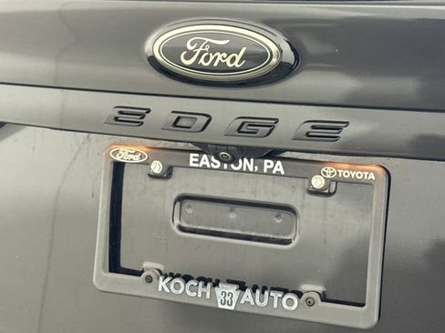 Used 2023 Ford Edge SE w/ Black Appearance Package AWD/4WD image 19