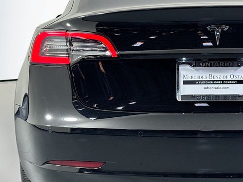 Used 2022 Tesla Model 3 RWD image 14