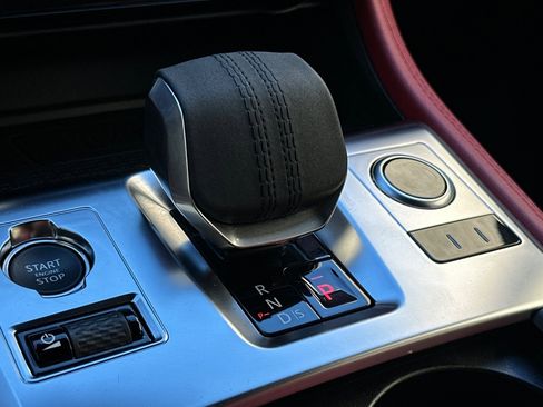 Used 2025 Jaguar F-PACE R-Dynamic S image 25