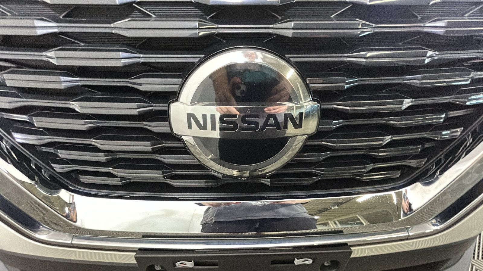 Used 2021 Nissan Rogue SV AWD/4WD image 10