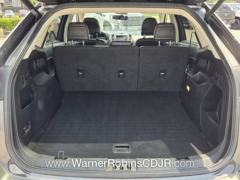 Used 2017 Ford Edge SEL w/ Equipment Group 201A FWD image 14