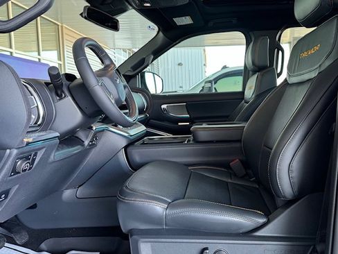 New 2025 Ford Expedition Tremor image 7