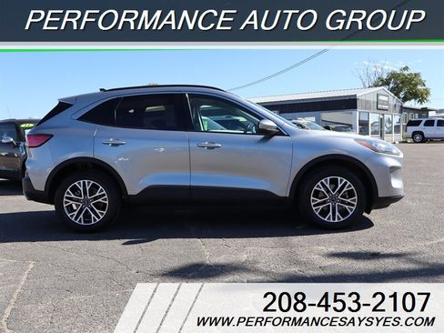 Used 2021 Ford Escape SEL image 2