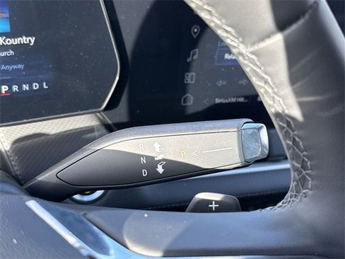 New 2025 Chevrolet Equinox LT w/ Safety and Technology Package image 16