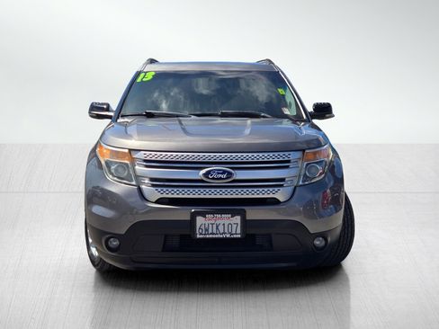 Used 2013 Ford Explorer XLT AWD/4WD image 2