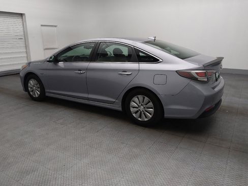 Used 2016 Hyundai Sonata SE FWD image 3