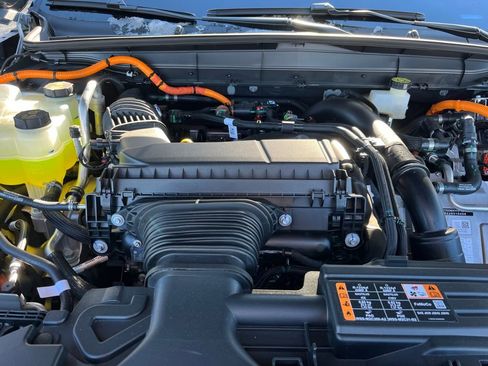 New 2026 Lincoln Nautilus Premier w/ Equipment Group 102A image 3