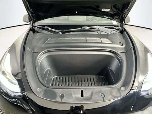 Used 2022 Tesla Model Y Performance image 35