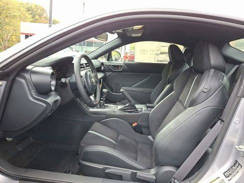 New 2025 Toyota GR86 Premium image 13