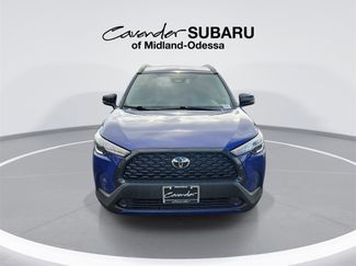 Used 2025 Toyota Corolla Cross LE video 2